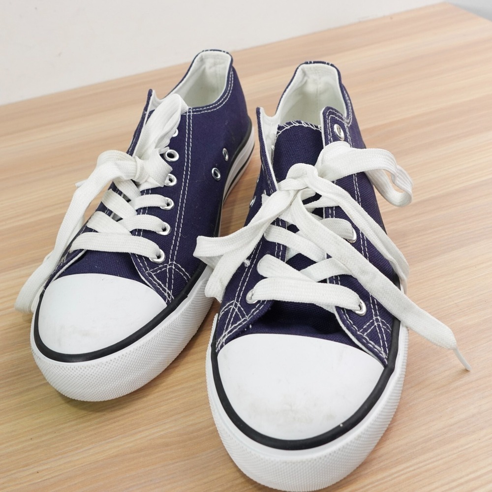 Preppy Navy Canvas Sneakers Women 8 Blue Non Slip Rubber Shoes Grunge Street Y2K